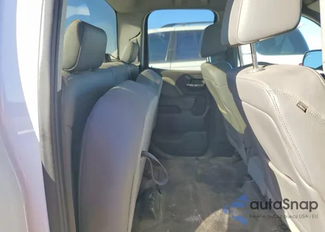 2015 Chevrolet Silverado C1500 z USA, uszkodzony, nr VIN 1GCRCPEH0FZ381343